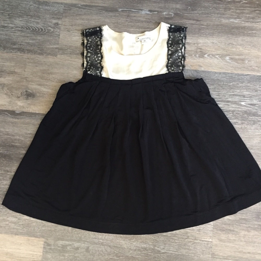 Forever 21 Lace Stretch Satin Jersey Work Top